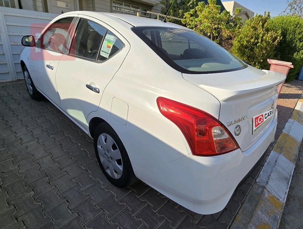 نيسان صني